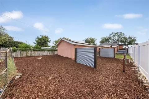 Exterior - 630 N 5th Ave, Upland, CA 91786 photo 8 of 9