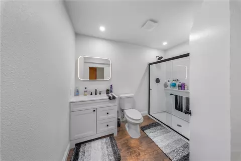 Bath - 630 N 5th Ave, Upland, CA 91786 photo 1 of 3