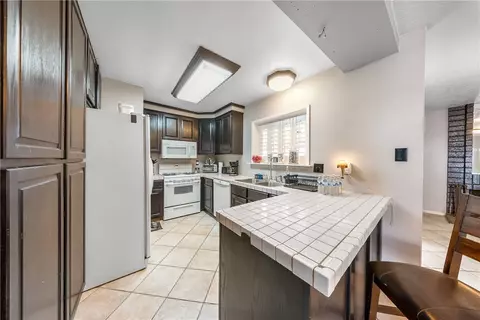 Kitchen - 7451 Kinlock Ave, Rancho Cucamonga, CA 91730 photo 1 of 2