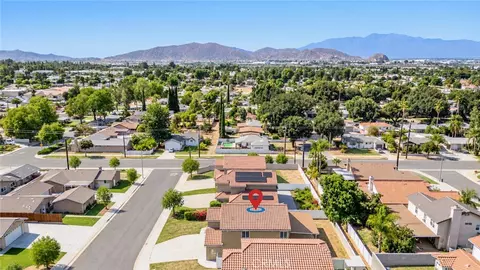 View/Area - Undisclosed, Riverside, CA 92501 photo 6 of 7