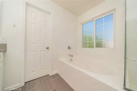 Bath - Undisclosed, Riverside, CA 92501 photo 3 of 7