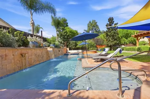Exterior - 12563 Avocado, Riverside, CA 92503 photo 18 of 25