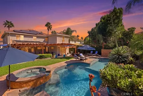 Exterior - 12563 Avocado, Riverside, CA 92503 photo 9 of 25