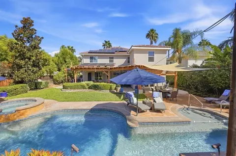 Exterior - 12563 Avocado, Riverside, CA 92503 photo 14 of 25