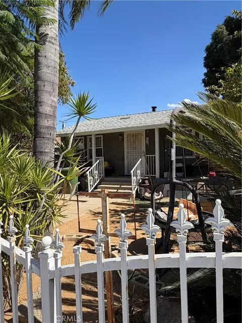 3040 Orange, Riverside, CA 92501 photo 2