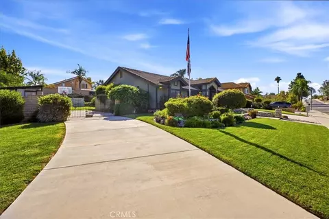 Exterior - 7008 Wood, Riverside, CA 92506 photo 5 of 11