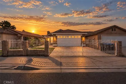 569 Award Dr, Colton, CA 92324