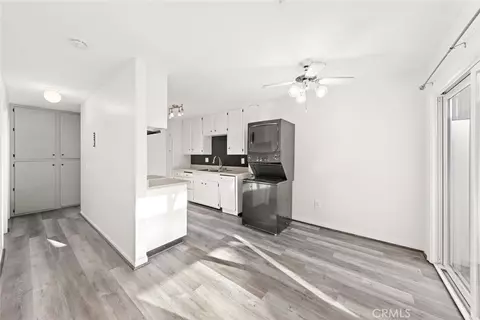 1800 E Heim, Orange, CA 92865 photo 4