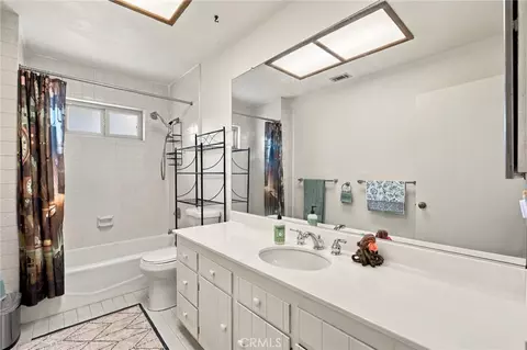 Bath - 3169 Hillside Ave, Norco, CA 92860 photo 2 of 2