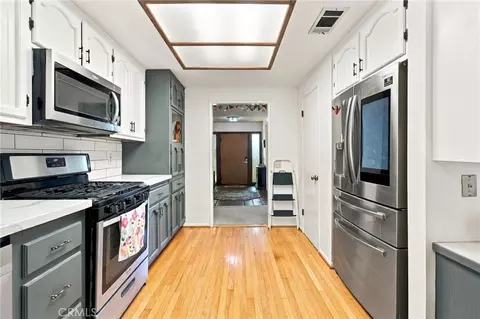 Kitchen - 3169 Hillside Ave, Norco, CA 92860 photo 4 of 4
