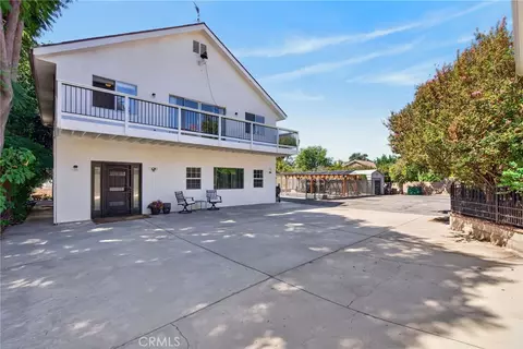 Exterior - 2732 Mary St, Riverside, CA 92506 photo 9 of 14