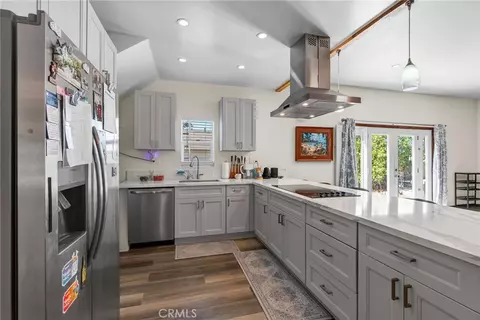Kitchen - 2732 Mary St, Riverside, CA 92506 photo 7 of 9