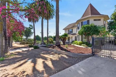 Exterior - 2732 Mary St, Riverside, CA 92506 photo 14 of 14