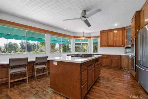 Kitchen - 2732 Mary St, Riverside, CA 92506 photo 2 of 9