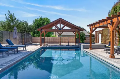 Exterior - 2732 Mary St, Riverside, CA 92506 photo 1 of 14