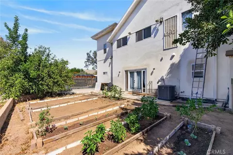 Exterior - 2732 Mary St, Riverside, CA 92506 photo 10 of 14