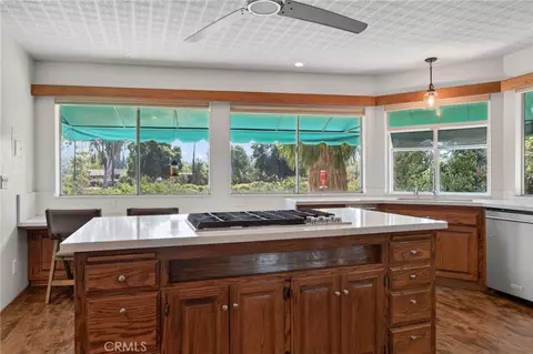 Kitchen - 2732 Mary St, Riverside, CA 92506 photo 4 of 9