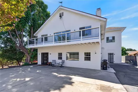 Exterior - 2732 Mary St, Riverside, CA 92506 photo 8 of 14