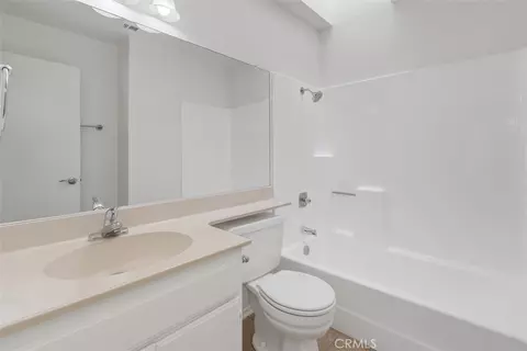 Bath - 600 Central, Riverside, CA 92507 photo 1 of 3