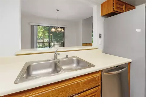 Kitchen - 600 Central, Riverside, CA 92507 photo 4 of 4