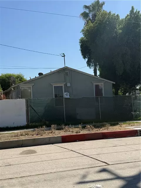 1005 E Third, Pomona, CA 91766 photo 3