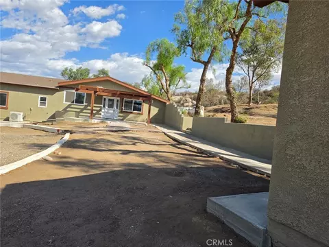 33925 Buckboard Trl, Nuevo, CA 92567 | MLS# IV26213687 | 26 Photos - Movoto