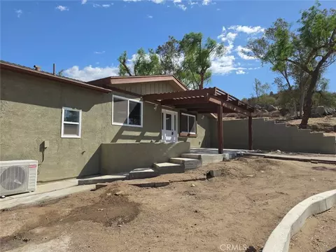 33925 Buckboard Trl, Nuevo, CA 92567 | MLS# IV26213687 | 26 Photos - Movoto