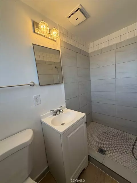 Bath - 2932 Priscilla, Riverside, CA 92506 photo 2 of 2