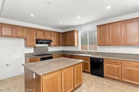 Kitchen - 4891 Westmont, Riverside, CA 92507 photo 2 of 4