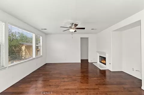 Living - 4891 Westmont, Riverside, CA 92507 photo 2 of 4