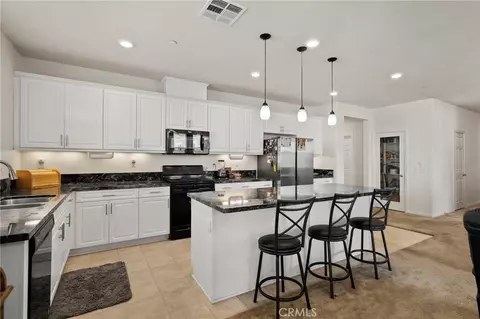 Kitchen - 35944 Dylan Ct, Beaumont, CA 92223 photo 2 of 4