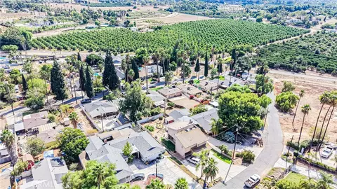 View/Area - 7353 Pontoosuc, Riverside, CA 92504 photo 4 of 5