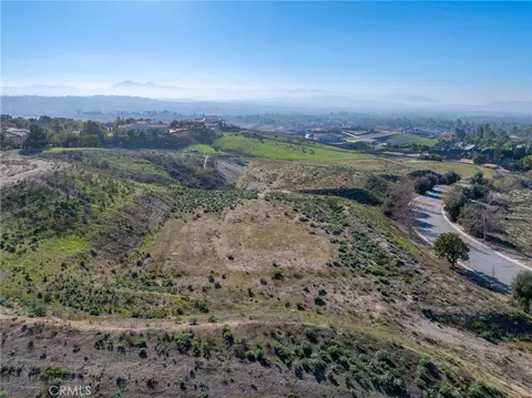 7478 Via Montecito, Riverside, CA 92506 photo 5
