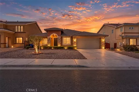 14968 Onyx Rd, Victorville, CA 92394