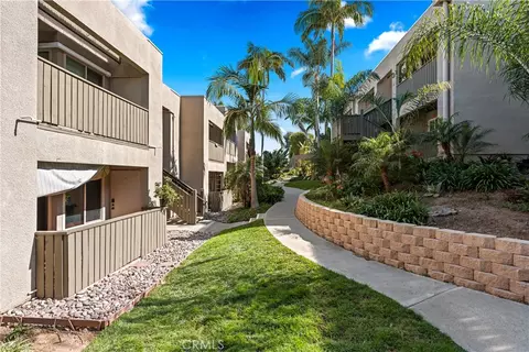 Exterior - 127 W Glaucus St #B, Encinitas, CA 92024 photo 2 of 2