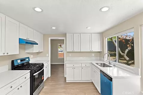 Kitchen - 1580 Lakewood, Upland, CA 91786 photo 2 of 5
