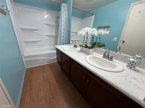 Bath - 891 Huston, Riverside, CA 92507 photo 3 of 5