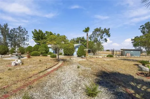 3404 Begonia, Phelan, CA 92371 photo 3