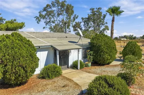 3404 Begonia, Phelan, CA 92371 photo 5