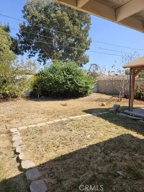 Exterior - 847 S S Frst, Bloomington, CA 92316 photo 3 of 3