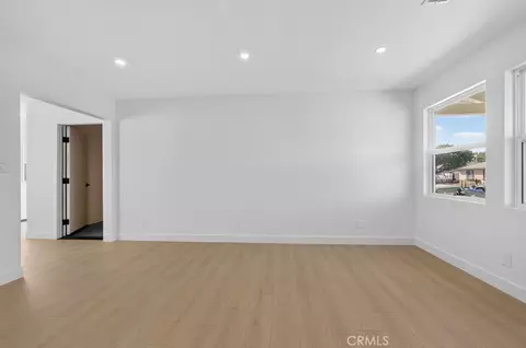 Living - 18806 Cairo, Carson, CA 90746 photo 2 of 4