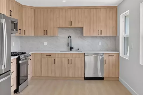 Kitchen - 18806 Cairo, Carson, CA 90746 photo 4 of 6
