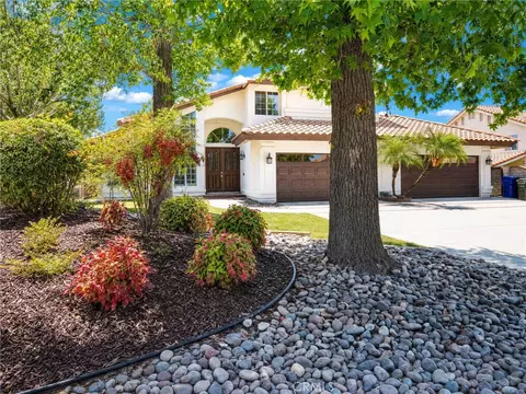 Exterior - 35353 Cabrini Dr, Yucaipa, CA 92399 photo 3 of 13