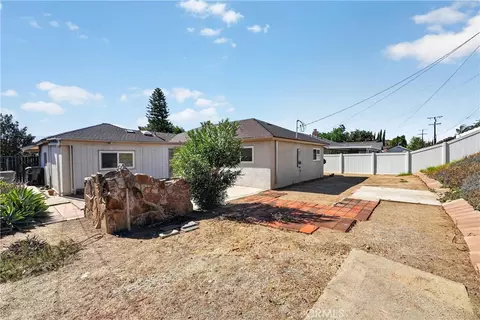 Exterior - 425 Blackpine, Corona, CA 92879 photo 5 of 6