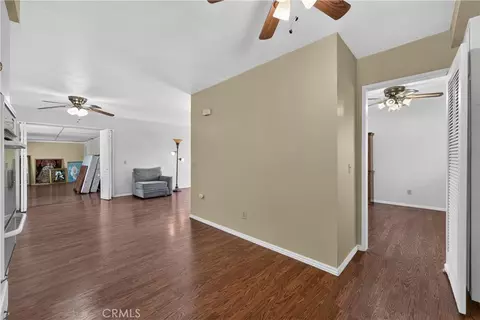 Entry Way - 425 Blackpine, Corona, CA 92879 photo 1 of 1