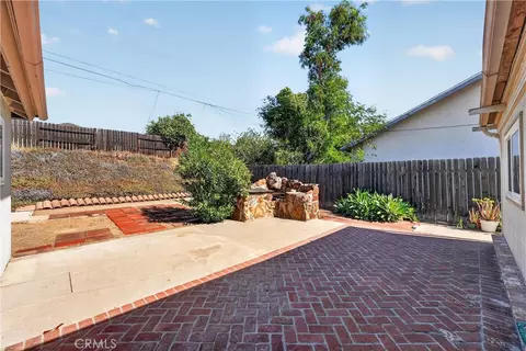 Exterior - 425 Blackpine, Corona, CA 92879 photo 3 of 6