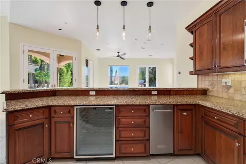 Kitchen - 2286 Decade Ct, Riverside, CA 92506 photo 4 of 5