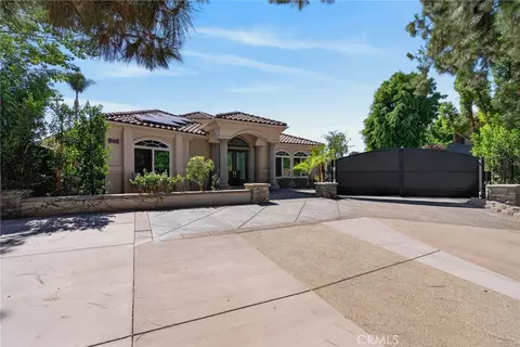Exterior - 2286 Decade Ct, Riverside, CA 92506 photo 17 of 18