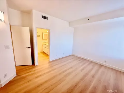Bedroom - 1310 E Ocean #407, Long Beach, CA 90802 photo 3 of 4