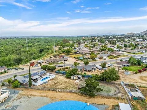 View/Area - 3998 Bluff, Norco, CA 92860 photo 5 of 12